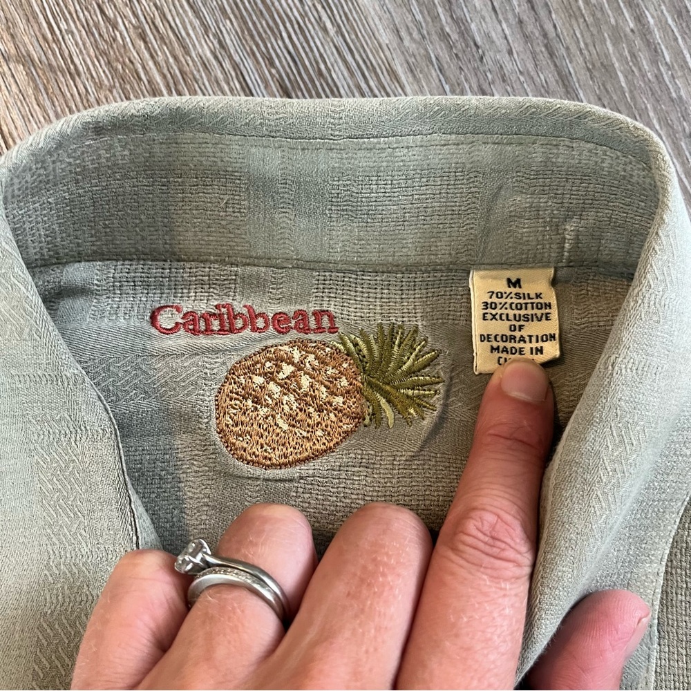 Caribbean button down - Picture 3 of 4
